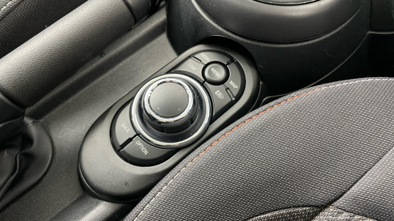 MINI Hatchback 1.5 Cooper Classic II 5dr Petrol Hatchback